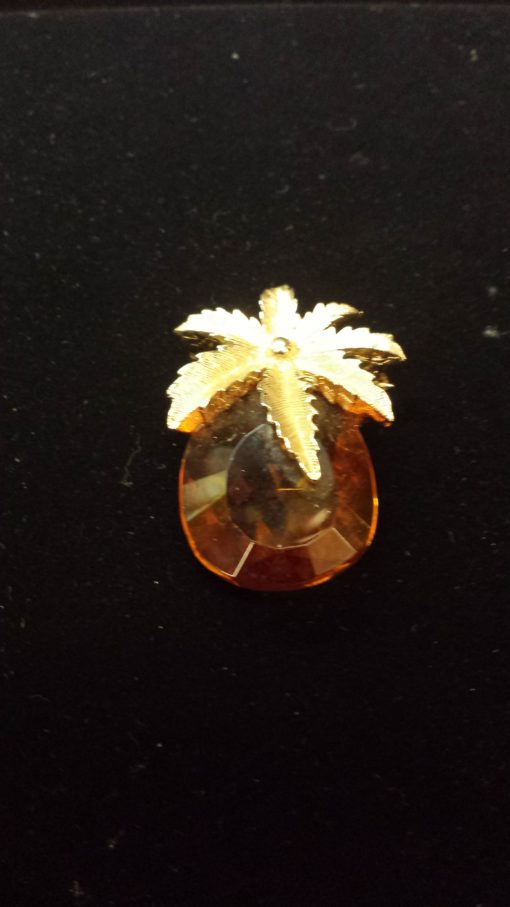 Vintage Sarah Coventry Pineapple brooch